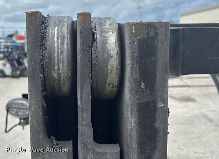 image for item EC3746 2015 Toyota 8FD40U forklift