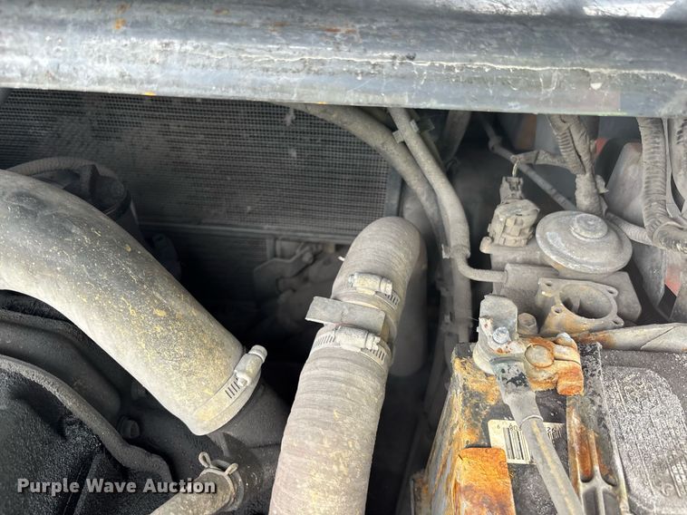 image for item EC3746 2015 Toyota 8FD40U forklift