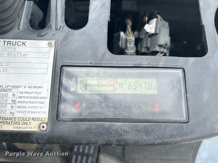 image for item EC3746 2015 Toyota 8FD40U forklift