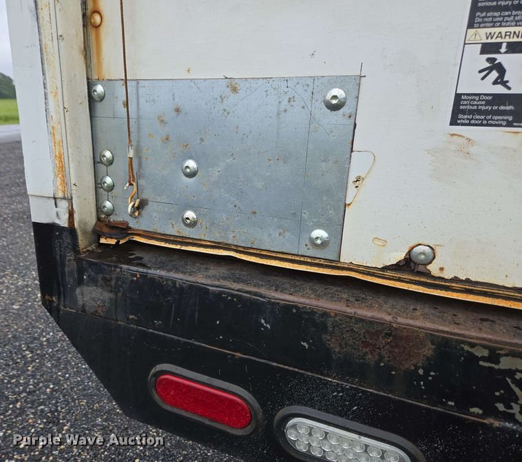 image for item EC4246 2011 Chevrolet Express 3500 box truck