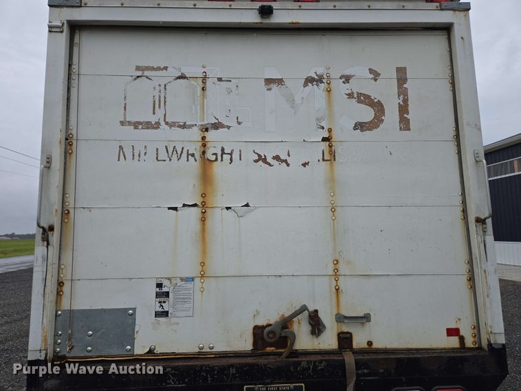 image for item EC4246 2011 Chevrolet Express 3500 box truck