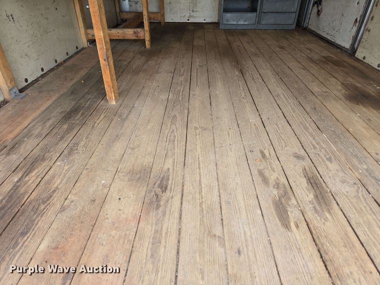 image for item EC4246 2011 Chevrolet Express 3500 box truck