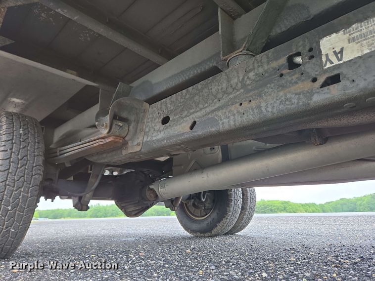 image for item EC4246 2011 Chevrolet Express 3500 box truck