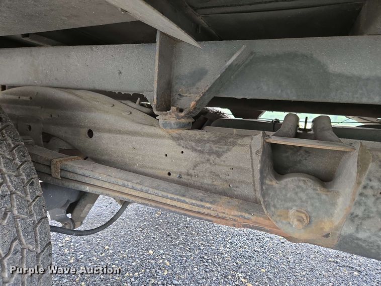 image for item EC4246 2011 Chevrolet Express 3500 box truck