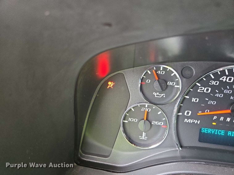 image for item EC4246 2011 Chevrolet Express 3500 box truck