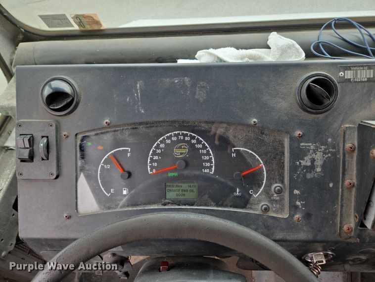 image for item EC4291 2011 Workhorse W62 delivery truck