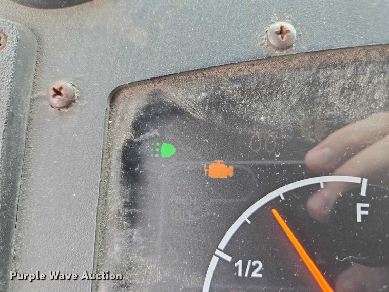 image for item EC4291 2011 Workhorse W62 delivery truck