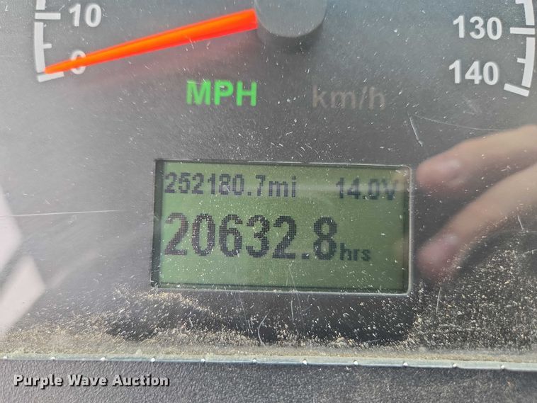 image for item EC4291 2011 Workhorse W62 delivery truck