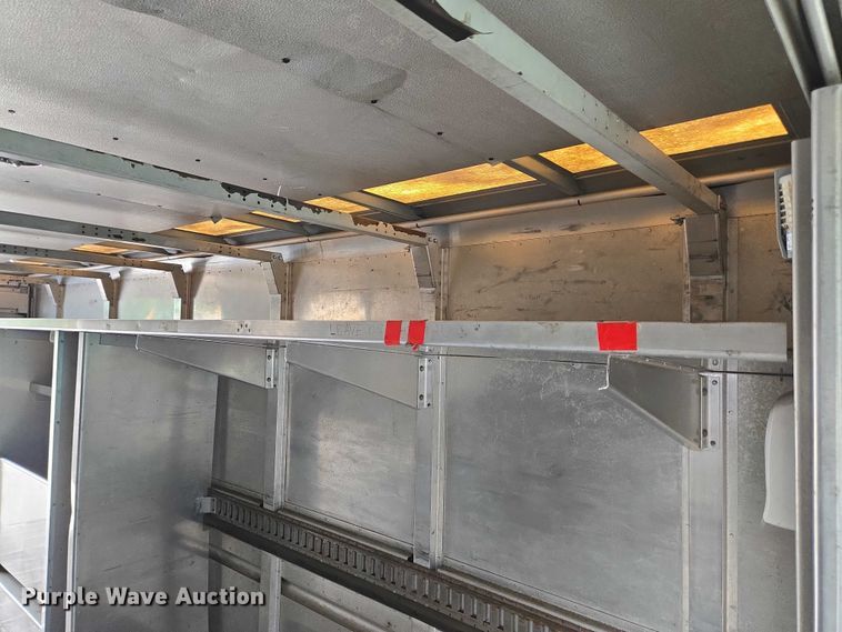 image for item EC4291 2011 Workhorse W62 delivery truck