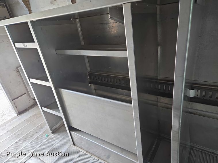 image for item EC4291 2011 Workhorse W62 delivery truck