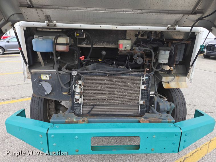 image for item EC4291 2011 Workhorse W62 delivery truck