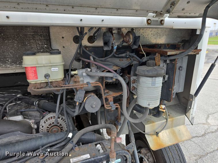 image for item EC4291 2011 Workhorse W62 delivery truck