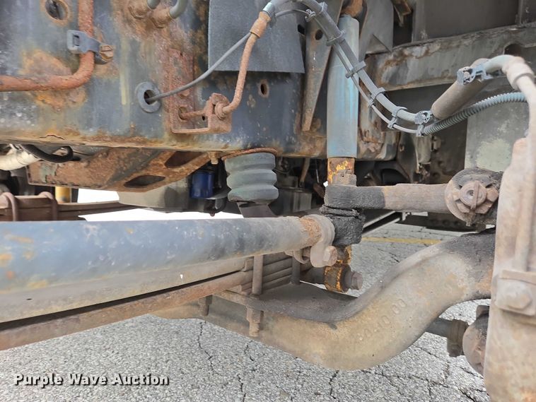 image for item EC4291 2011 Workhorse W62 delivery truck