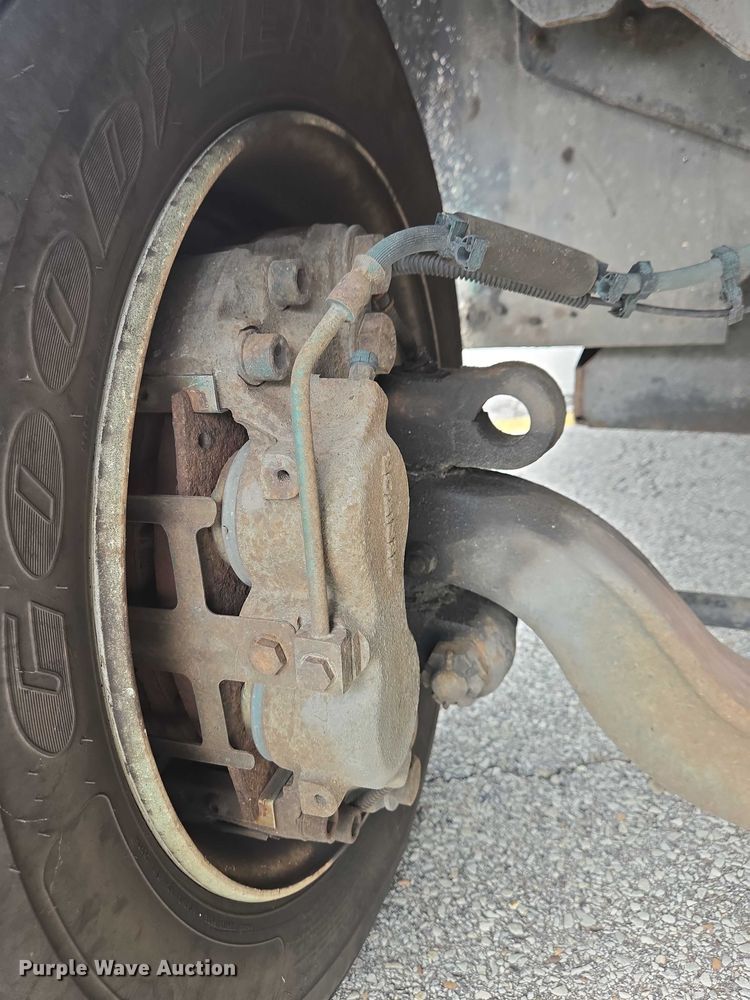 image for item EC4291 2011 Workhorse W62 delivery truck