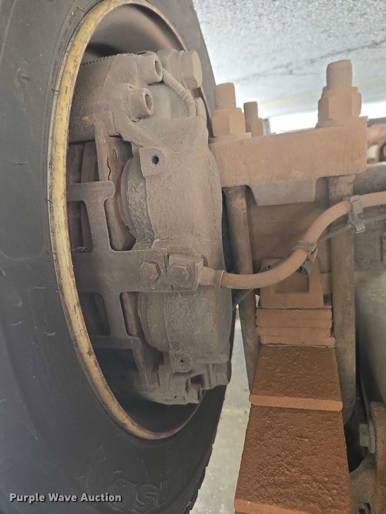 image for item EC4291 2011 Workhorse W62 delivery truck