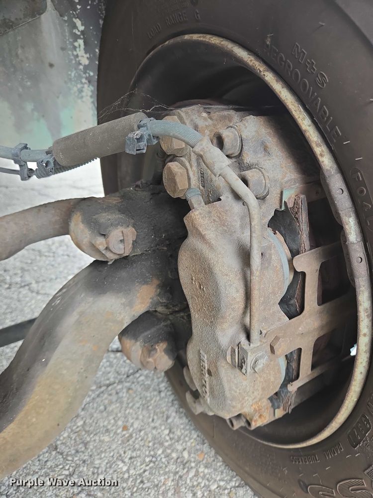 image for item EC4291 2011 Workhorse W62 delivery truck