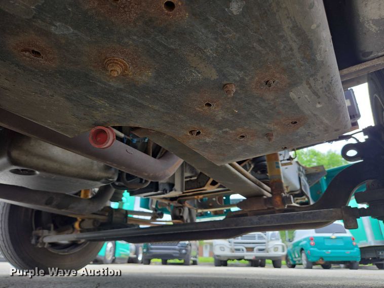 image for item EC4291 2011 Workhorse W62 delivery truck