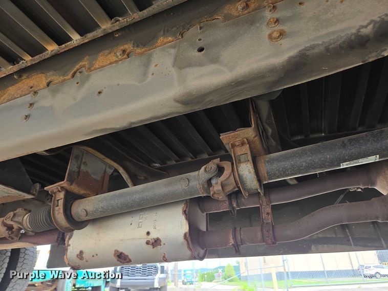 image for item EC4291 2011 Workhorse W62 delivery truck