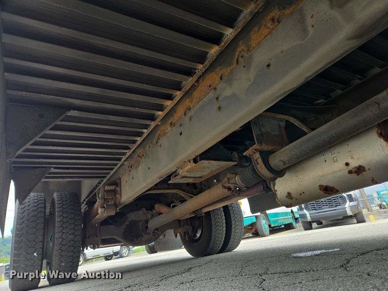 image for item EC4291 2011 Workhorse W62 delivery truck