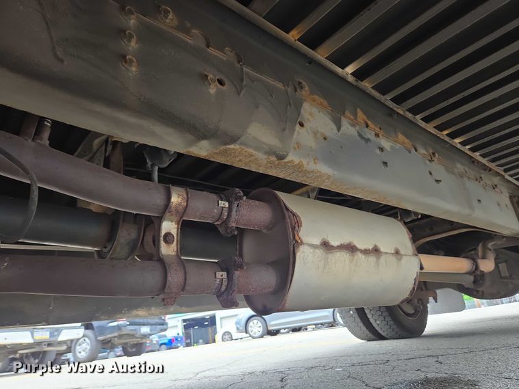 image for item EC4291 2011 Workhorse W62 delivery truck