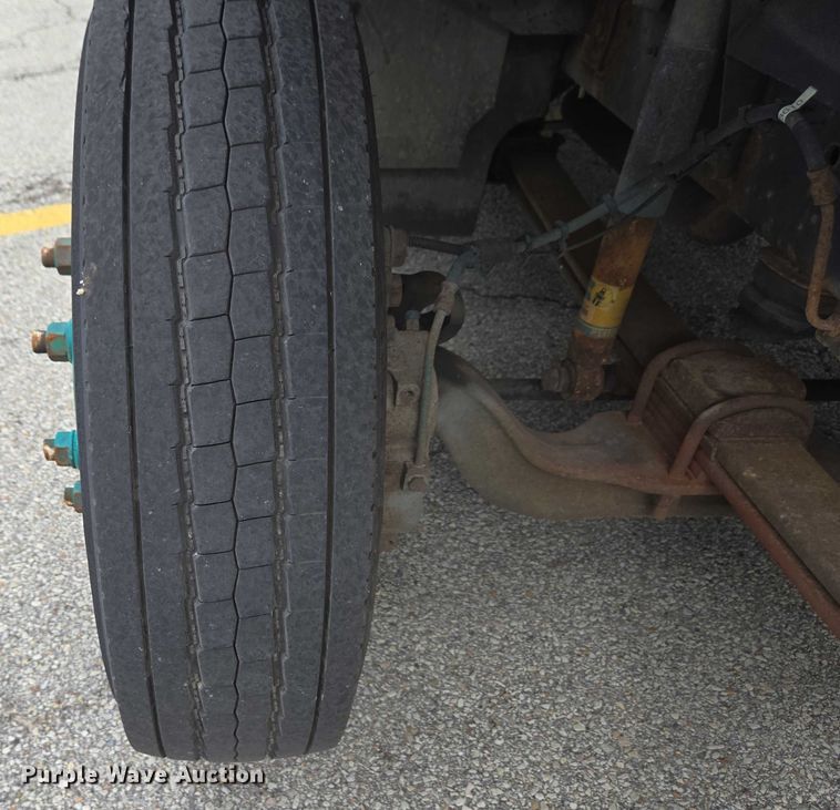 image for item EC4291 2011 Workhorse W62 delivery truck