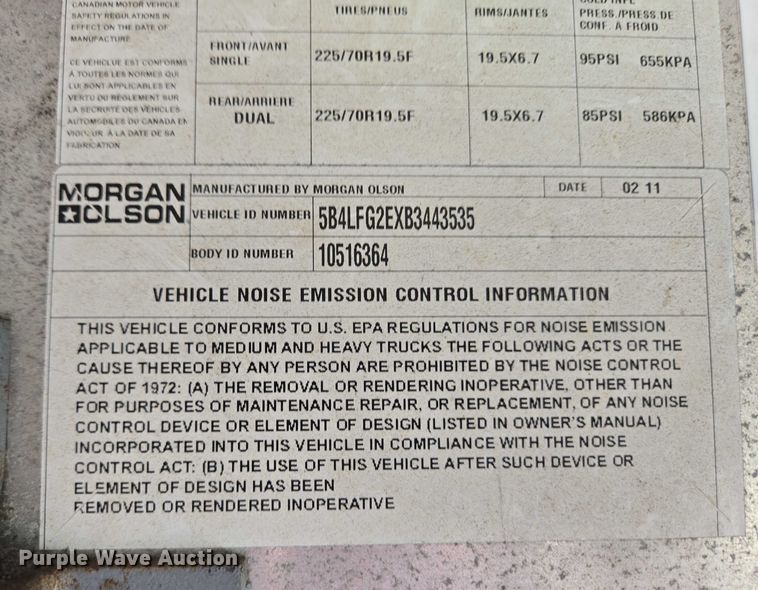 image for item EC4291 2011 Workhorse W62 delivery truck