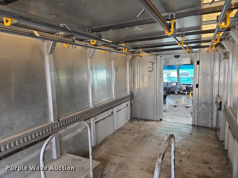 image for item EC4292 2016 Freightliner MT45 delivery truck