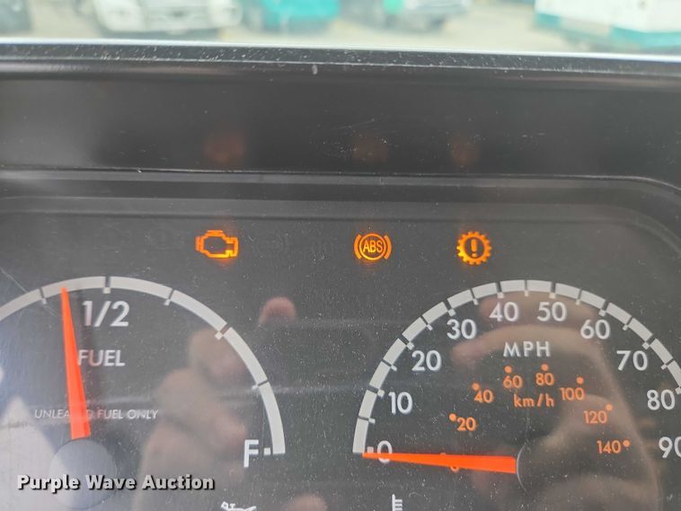 image for item EC4292 2016 Freightliner MT45 delivery truck