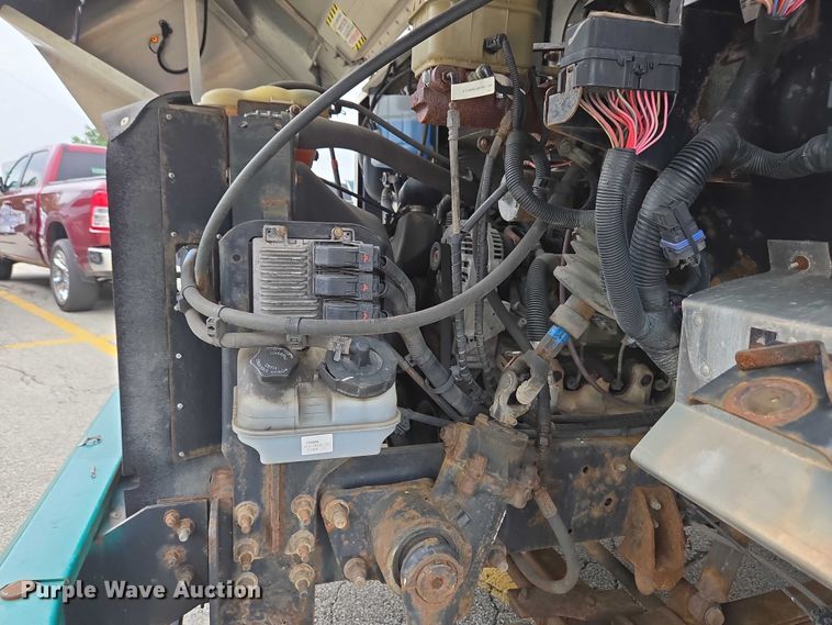 image for item EC4292 2016 Freightliner MT45 delivery truck