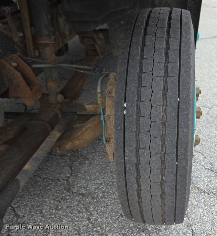 image for item EC4292 2016 Freightliner MT45 delivery truck