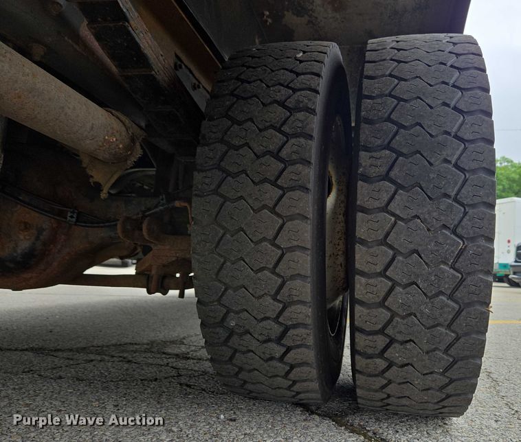 image for item EC4292 2016 Freightliner MT45 delivery truck