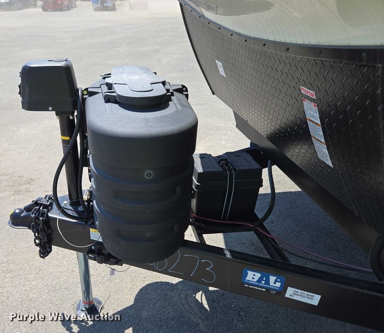 image for item EC4300 2024 Forest River Wildwood camper