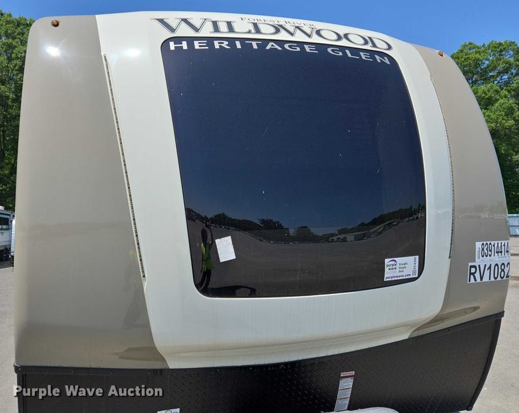 image for item EC4300 2024 Forest River Wildwood camper