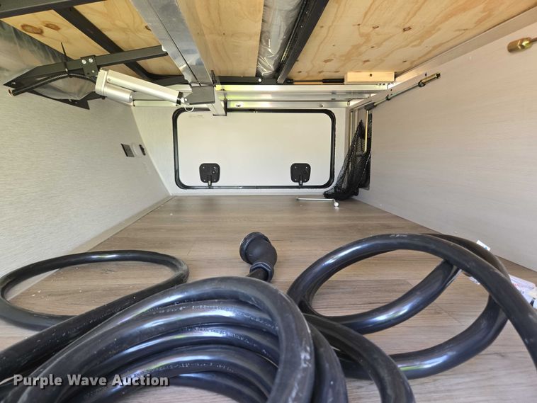 image for item EC4300 2024 Forest River Wildwood camper