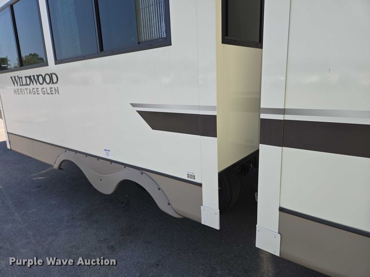 image for item EC4300 2024 Forest River Wildwood camper