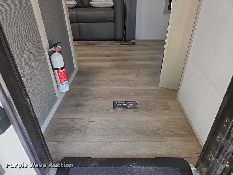 image for item EC4300 2024 Forest River Wildwood camper