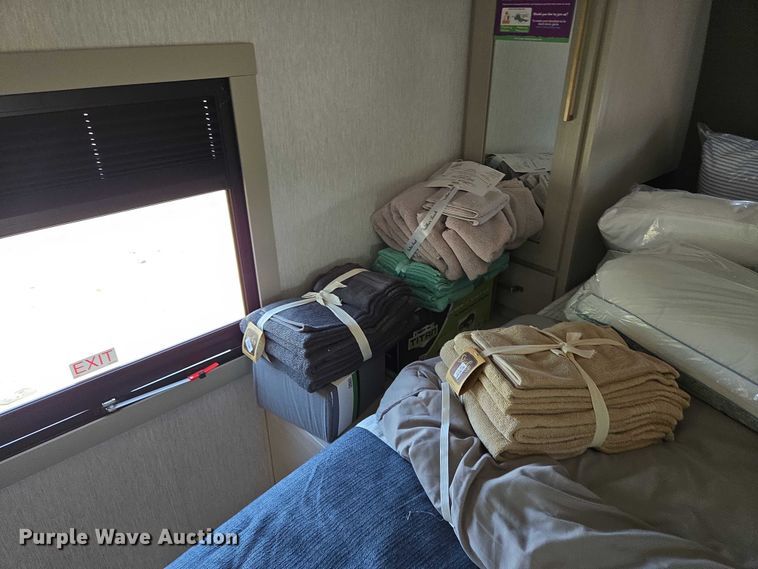 image for item EC4300 2024 Forest River Wildwood camper