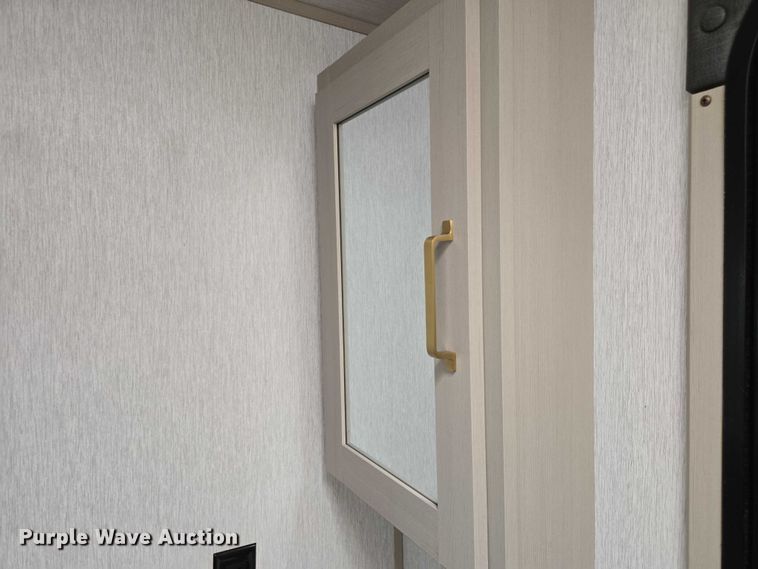 image for item EC4300 2024 Forest River Wildwood camper