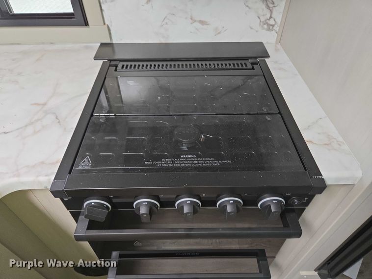 image for item EC4300 2024 Forest River Wildwood camper