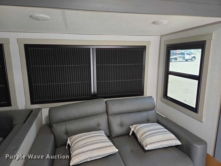 image for item EC4300 2024 Forest River Wildwood camper