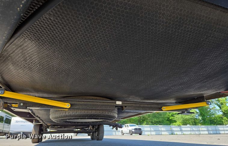 image for item EC4300 2024 Forest River Wildwood camper