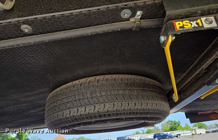 image for item EC4300 2024 Forest River Wildwood camper