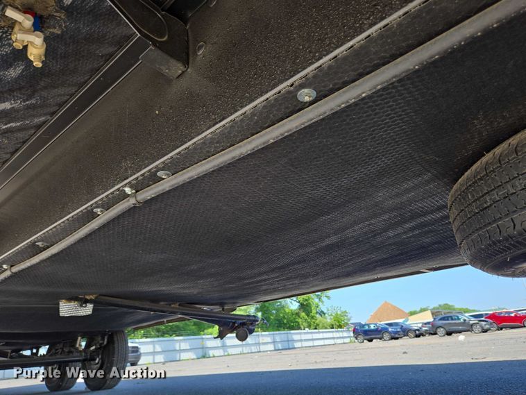 image for item EC4300 2024 Forest River Wildwood camper