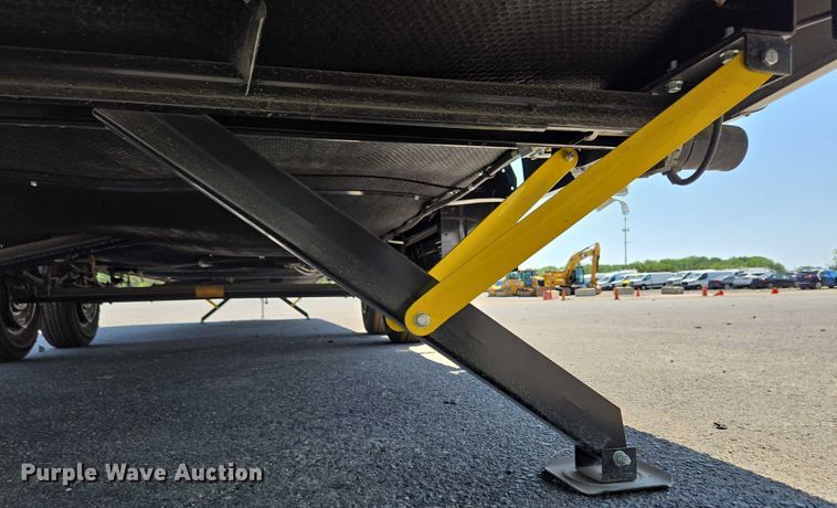 image for item EC4300 2024 Forest River Wildwood camper