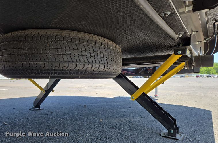 image for item EC4300 2024 Forest River Wildwood camper