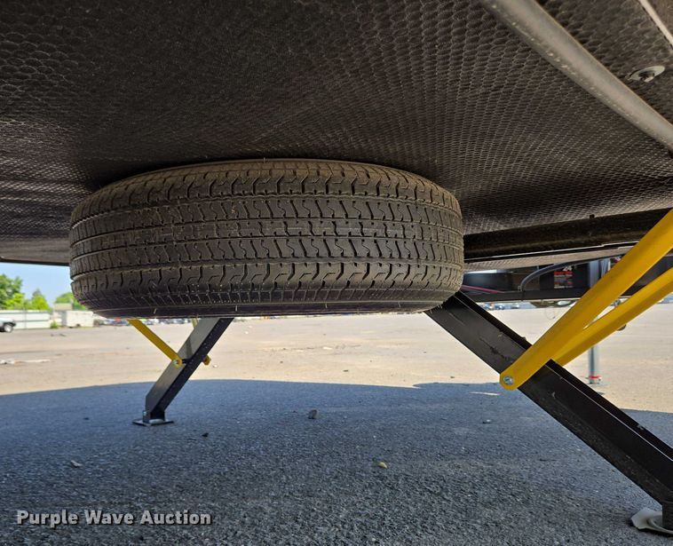 image for item EC4300 2024 Forest River Wildwood camper