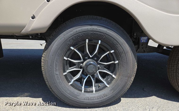 image for item EC4300 2024 Forest River Wildwood camper