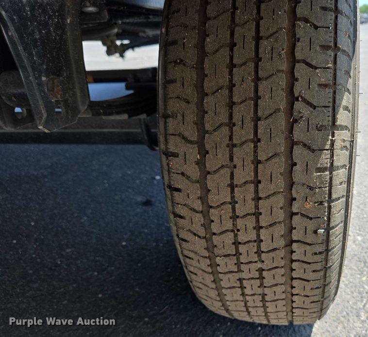 image for item EC4300 2024 Forest River Wildwood camper