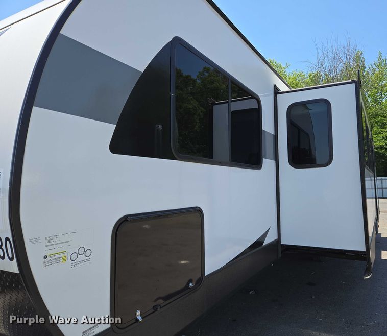 image for item EC4301 2024 Forest River Wildwood camper