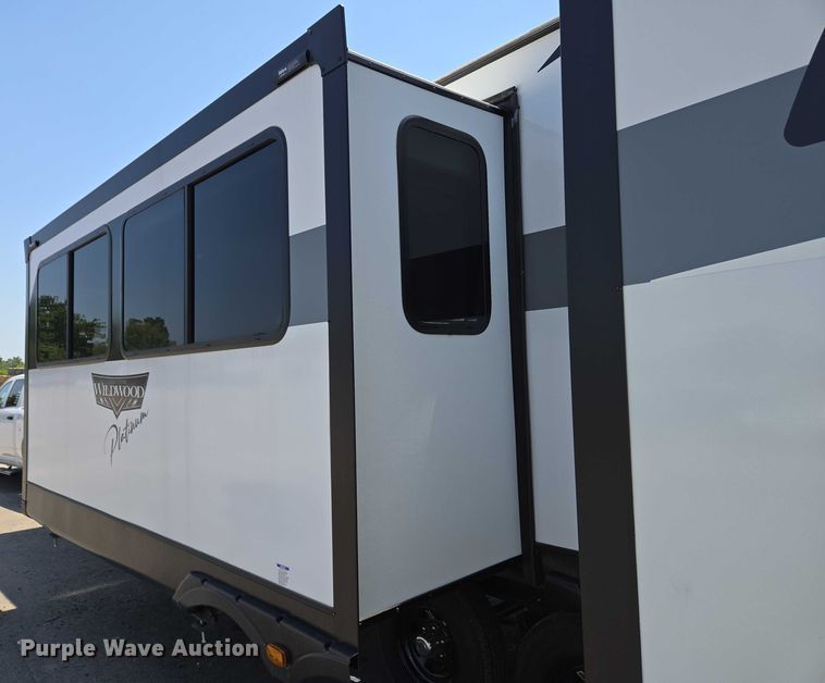 image for item EC4301 2024 Forest River Wildwood camper